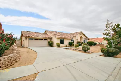 7772 Grand Avenue, Yucca Valley, CA 92284 - Photo 2