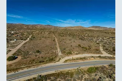 51856 Trails End, Pioneertown, CA 92268 - Photo 4