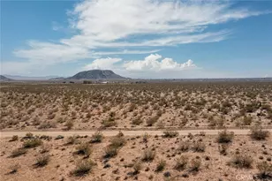 2128 N Sage Ave, Landers, CA 92285 - Photo 8