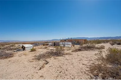 67722 Pole Line Road, 29 Palms MCB, CA 92277 - Photo 18