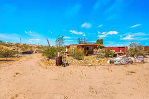 1022 Chuckawalla Rd, Landers, CA 92285 - Photo 4