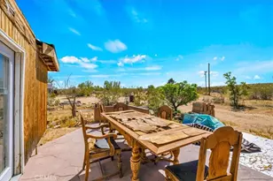 1022 Chuckawalla Rd, Landers, CA 92285 - Photo 6