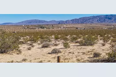 1760 Valleyview, 29 Palms MCB, CA 92277 - Photo 44