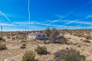 1760 Valleyview, 29 Palms MCB, CA 92277 - Photo 2