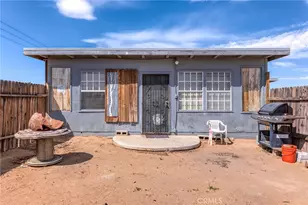 2121 Cambria, Landers, CA 92285 - Photo 6