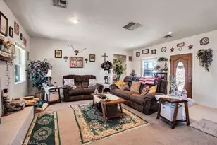 58583 Buena Vista Dr, Yucca Valley, CA 92284 - Photo 10