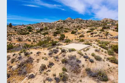 56833 Oakwood, Yucca Valley, CA 92284 - Photo 48