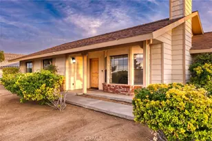 57731 San Tropeze, Yucca Valley, CA 92284 - Photo 2