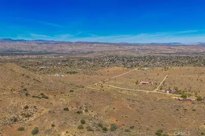 58205 Santa Barbara Drive, Yucca Valley, CA 92284 - Photo 6