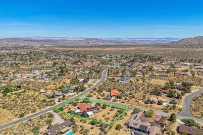 8802 Rubidoux Avenue, Yucca Valley, CA 92284 - Photo 64