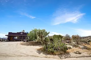 56564 Nelson Ave, Yucca Valley, CA 92284 - Photo 2