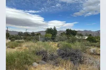 9344 Piedras Trail, Morongo Valley, CA 92256 - Photo 14