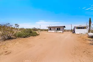 60650 Winters, Landers, CA 92285 - Photo 22