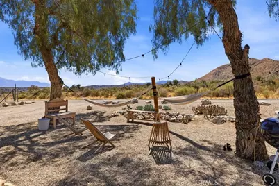 10931 Mescalero, Morongo Valley, CA 92256 - Photo 16