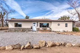7432 Dumosa, Yucca Valley, CA 92284 - Photo 4