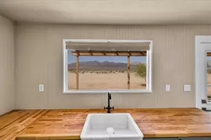 84320 McCombie, 29 Palms MCB, CA 92277 - Photo 16