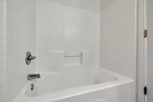 6693 Mariposa, 29 Palms MCB, CA 92277 - Photo 20