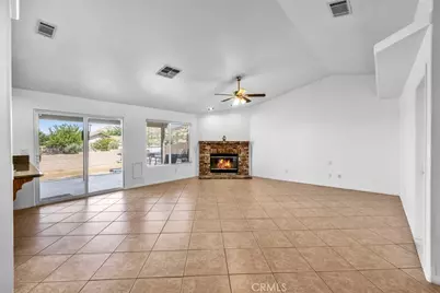 8469 Deer, Yucca Valley, CA 92284 - Photo 6