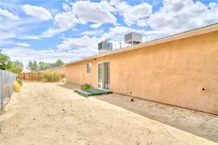 6627 Smoketree, 29 Palms MCB, CA 92277 - Photo 26