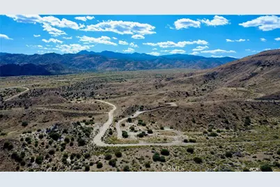 101 Cimarron Road, Pioneertown, CA 92268 - Photo 2