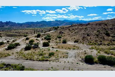 101 Cimarron Road, Pioneertown, CA 92268 - Photo 4