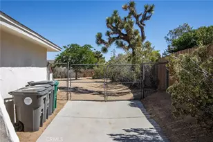 58390 Delano Trail, Yucca Valley, CA 92284 - Photo 32