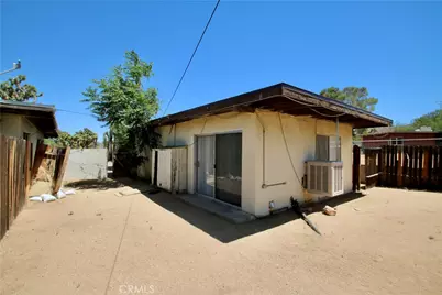 7634 Fox A & B, Yucca Valley, CA 92284 - Photo 8
