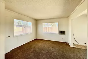 7634 Fox A & B, Yucca Valley, CA 92284 - Photo 12