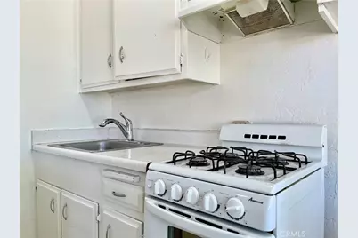 7634 Fox A & B, Yucca Valley, CA 92284 - Photo 8