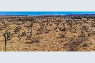 56666 Lowe Avenue, Yucca Valley, CA 92284 - Photo 32