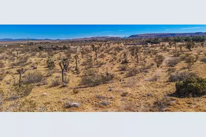 56666 Lowe Avenue, Yucca Valley, CA 92284 - Photo 24