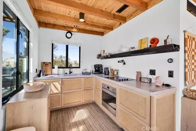 5437 Paradise View Road, Yucca Valley, CA 92284 - Photo 18