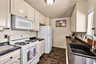 7817 Valley Vista Ave, Yucca Valley, CA 92284 - Photo 14