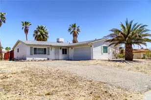 73122 Sunnyvale, 29 Palms MCB, CA 92277 - Photo 1