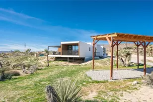 59045 Wilcox, Yucca Valley, CA 92284 - Photo 2