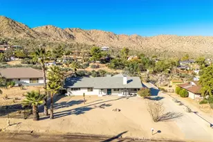 7429 Cardillo, Yucca Valley, CA 92284 - Photo 2