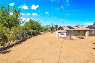 60235 Latham, Joshua Tree, CA 92252 - Photo 28