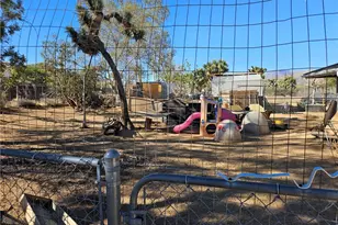 7990 Acoma, Yucca Valley, CA 92284 - Photo 26