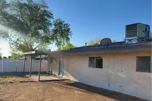 1340 Larchwood, Needles, CA 92363 - Photo 4