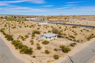 6546 Rose Ellen, 29 Palms MCB, CA 92277 - Photo 32