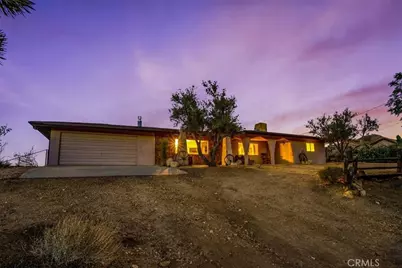 8001 Hammett Road, Yucca Valley, CA 92284 - Photo 2