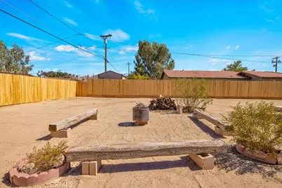 5665 Lupine Avenue, 29 Palms MCB, CA 92277 - Photo 32
