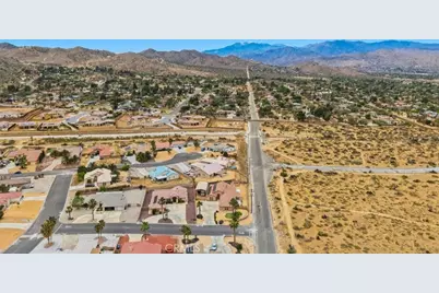 8514 Barberry Avenue, Yucca Valley, CA 92284 - Photo 46