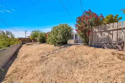 73073 Sun Valley, 29 Palms MCB, CA 92277 - Photo 36