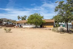 7613 Cherokee, Yucca Valley, CA 92284 - Photo 34