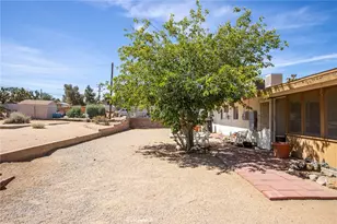 7613 Cherokee, Yucca Valley, CA 92284 - Photo 30