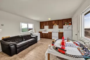67550 Del Oro Rd, 29 Palms MCB, CA 92277 - Photo 6