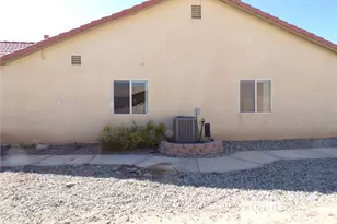 6014 Regino, 29 Palms MCB, CA 92277 - Photo 14