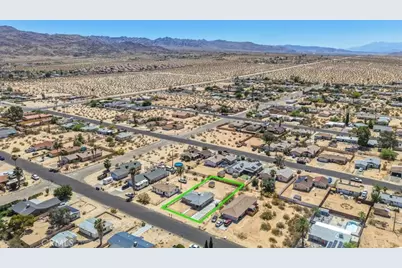 5566 Cahuilla, 29 Palms MCB, CA 92277 - Photo 36