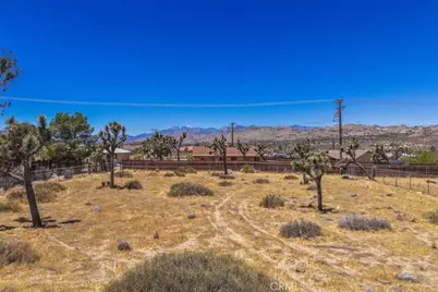 4321 Avalon Avenue, Yucca Valley, CA 92284 - Photo 14